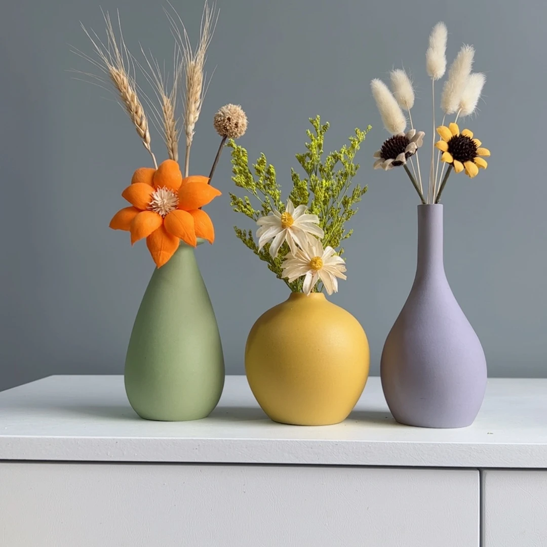 摆件陶瓷小花瓶摆件含花总高约20-30cm