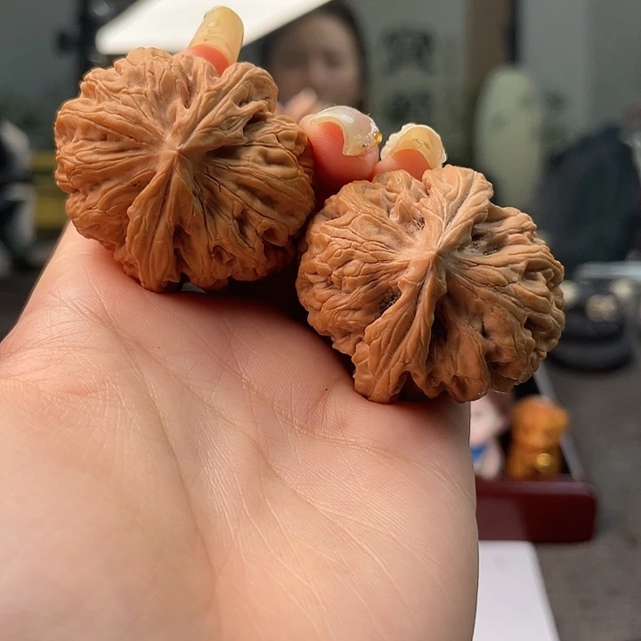 文玩核桃把件_***•锦鲤