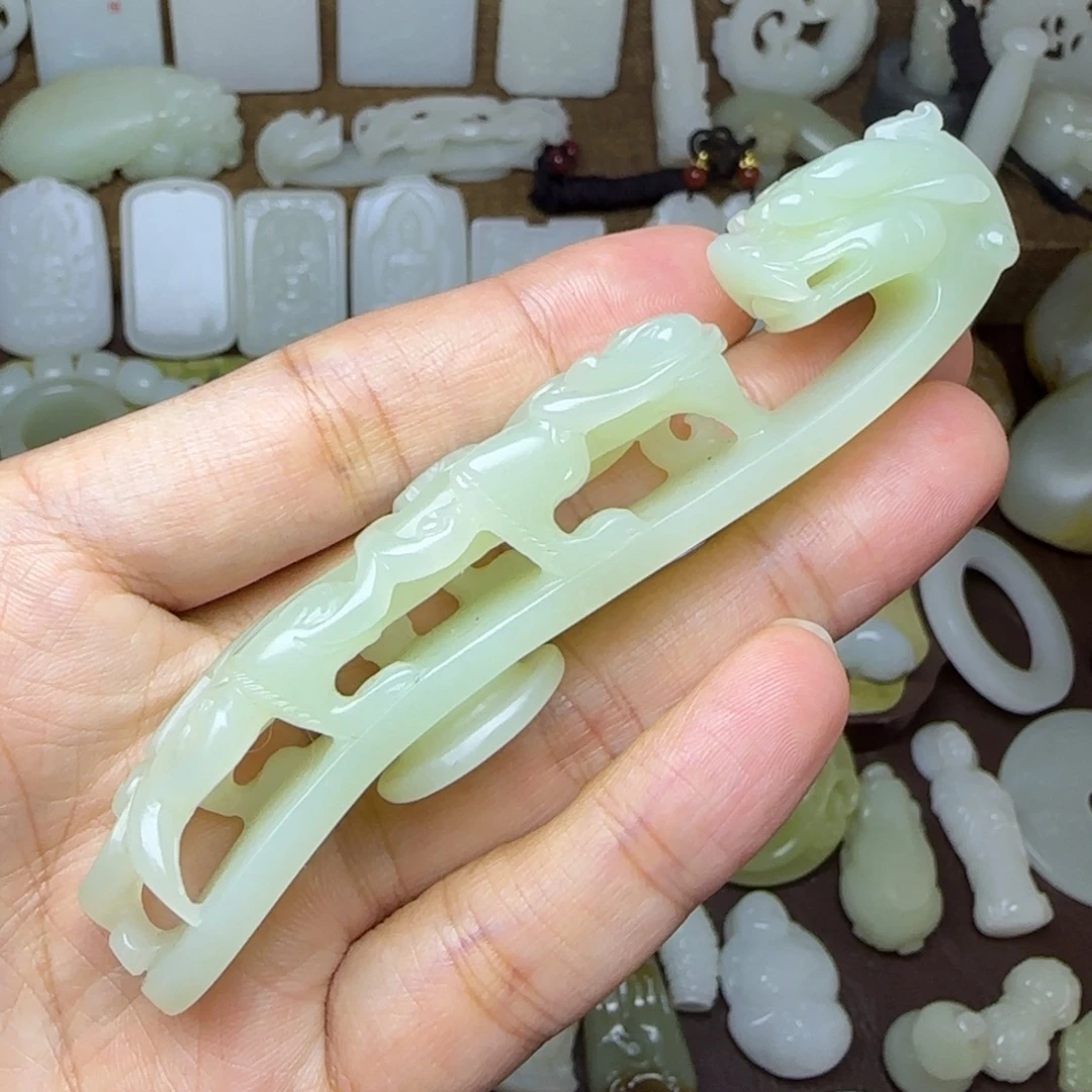 和田玉未镶嵌挂件