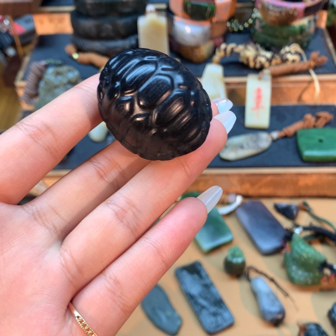 和田玉（糖玉）未镶嵌挂件