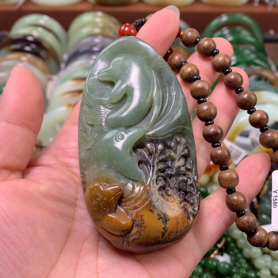 岫岩河磨玉（透闪石质玉）未镶嵌把件