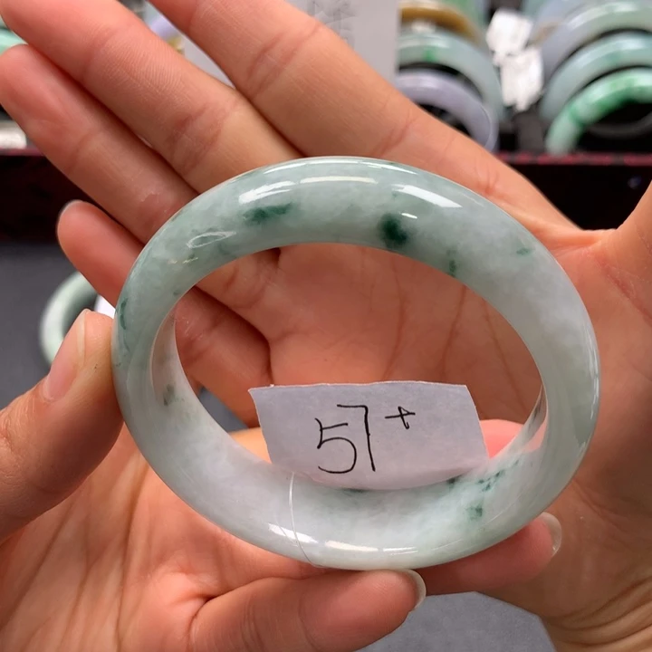 未镶嵌手镯翡翠手镯