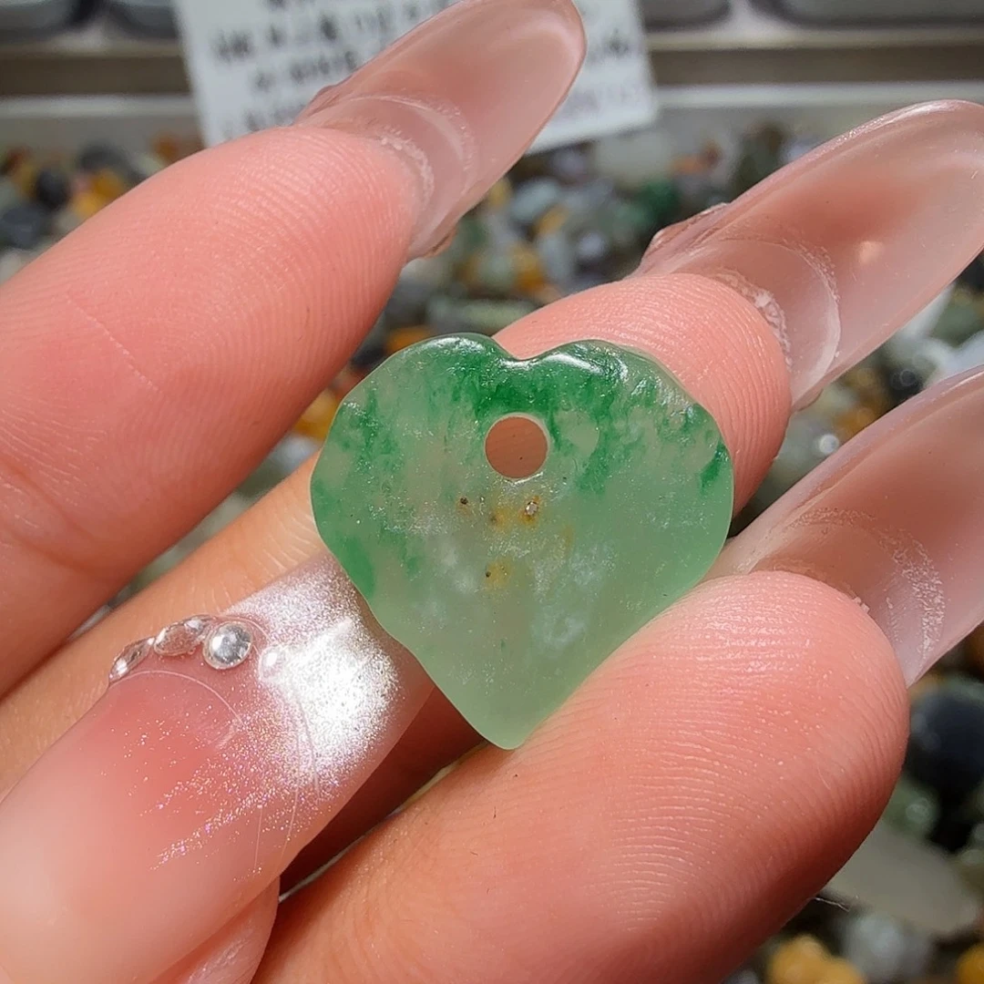 和田玉未镶嵌珠宝奇石