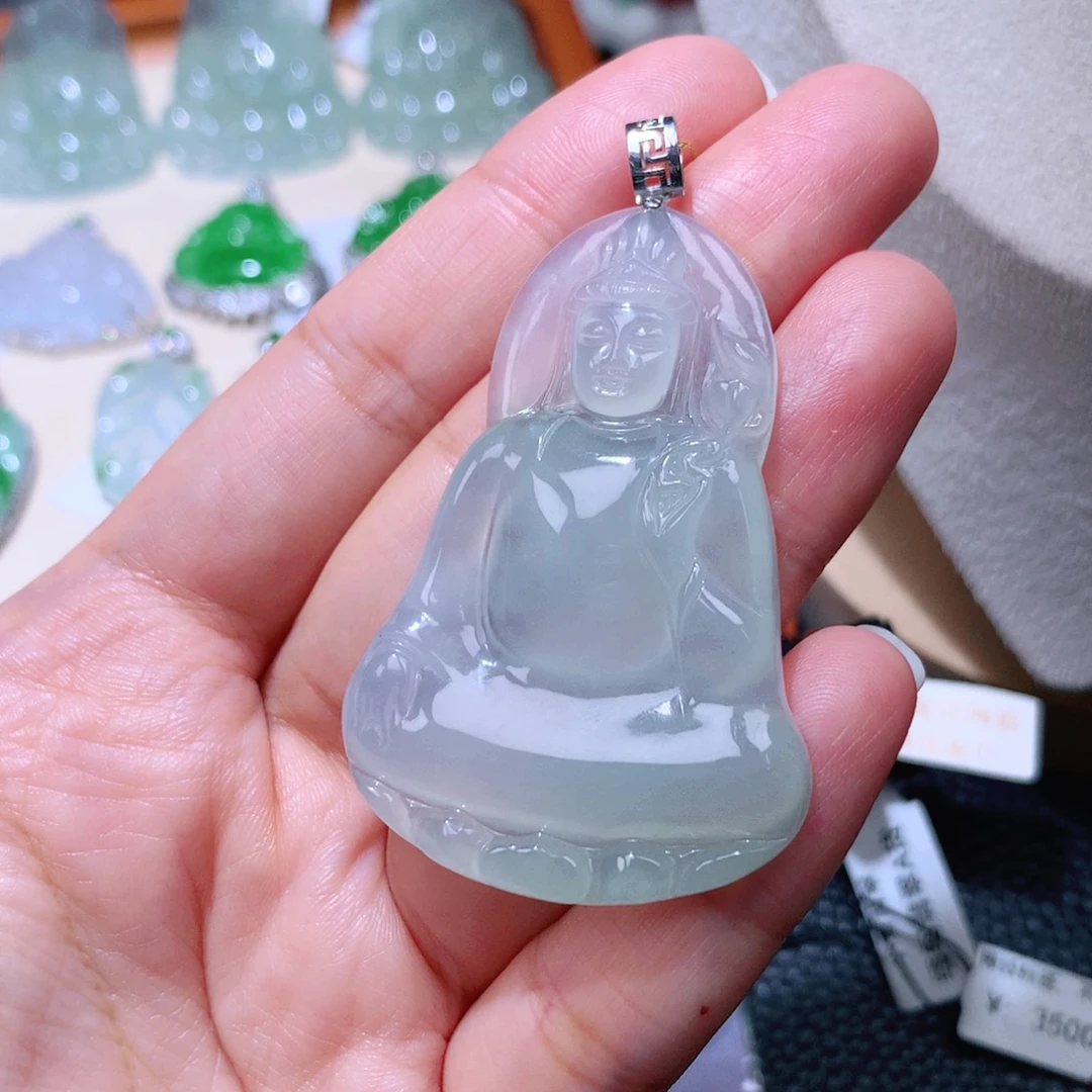 颈饰18K金镶嵌翡翠素衣