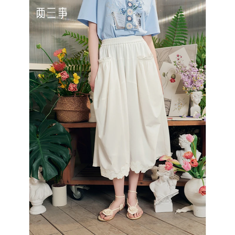 两三事 风过麦浪 2025夏季新款小清新绣花裤脚口裙裤女宽松休闲裤