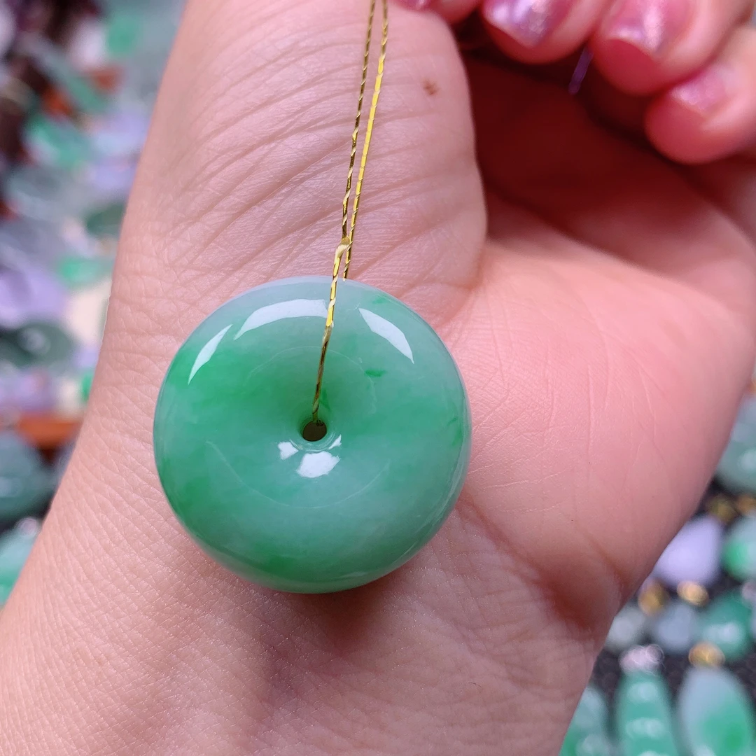 缅甸天然A货翡翠，飘绿面包扣 编号457/1118尺24.8-12