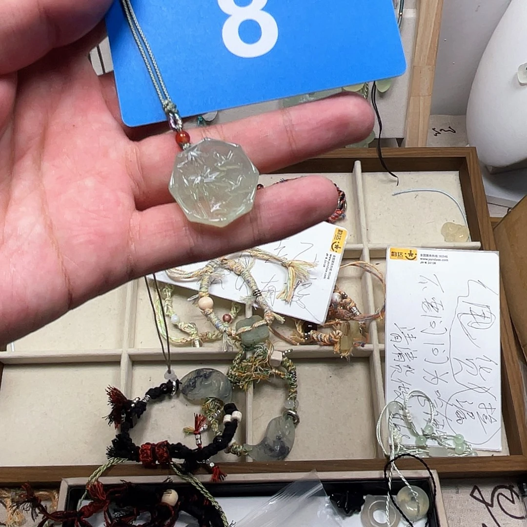 蛇纹石玉合金颈饰