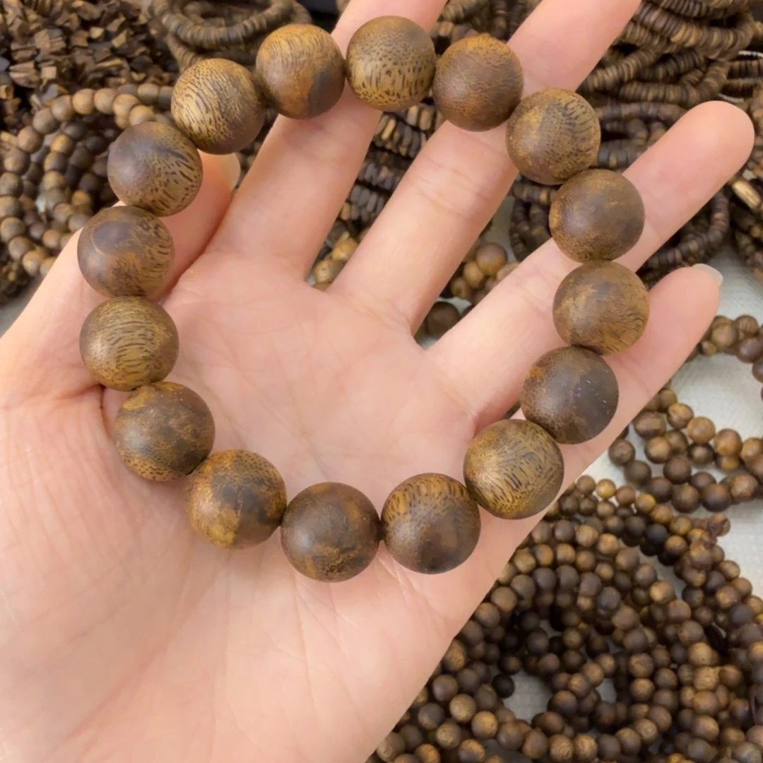 玉***石沉香沉香碎屑圆珠1.4单圈16克多样性发一