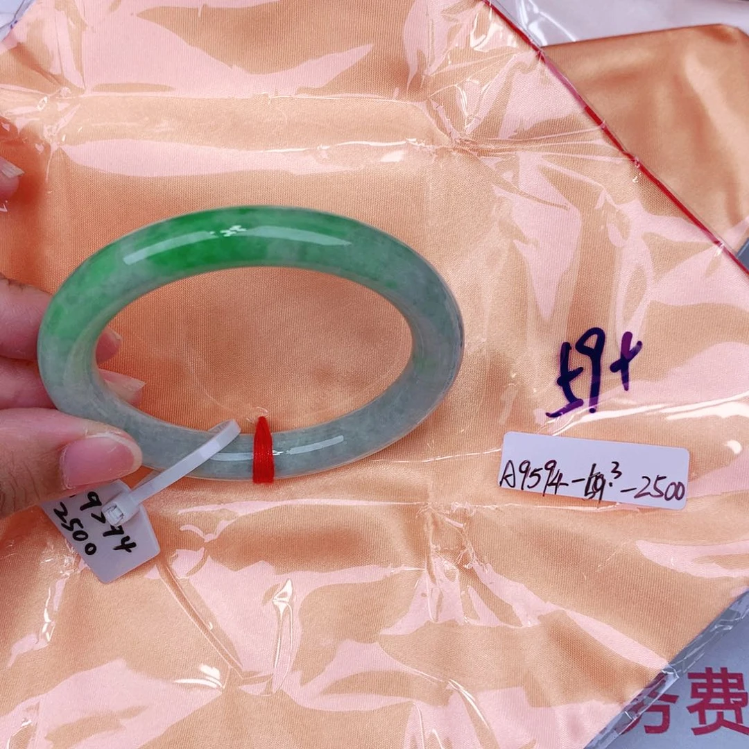 未镶嵌手镯翡翠缅甸翡翠