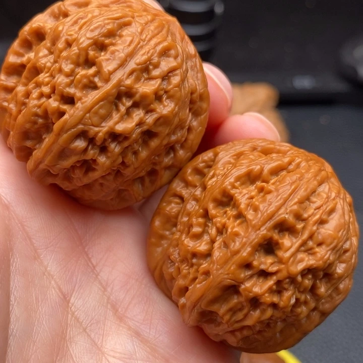 吊坠文玩核桃玉尊40