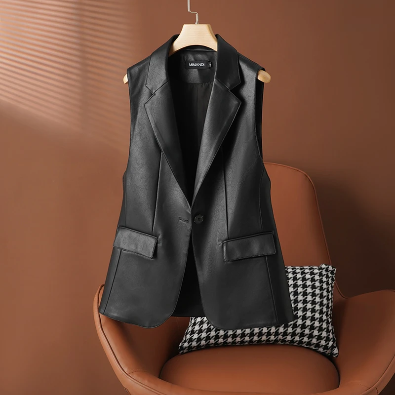 2025海宁西装领宽松设计感真皮皮衣马甲女百搭时尚绵羊皮坎肩