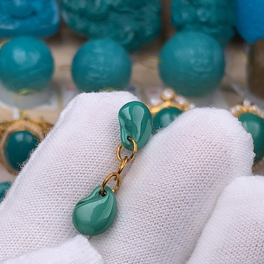 未镶嵌绿松石珠宝奇石