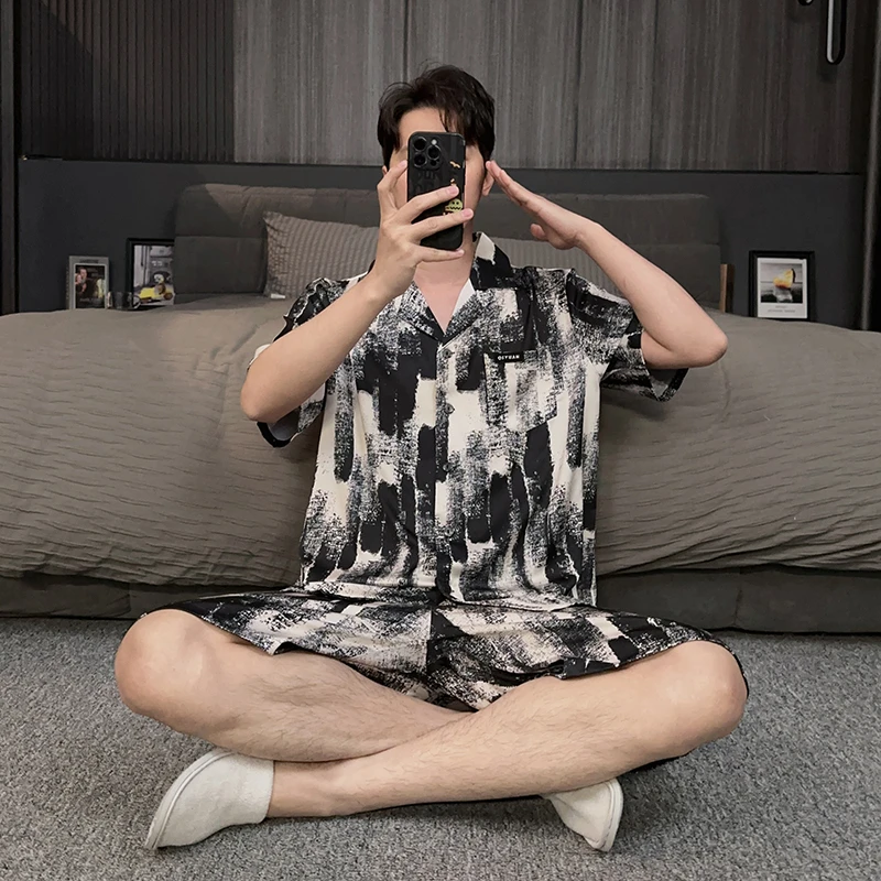2025新款冰丝男士睡衣夏季薄款短袖短裤套装可外穿时尚休闲家居服