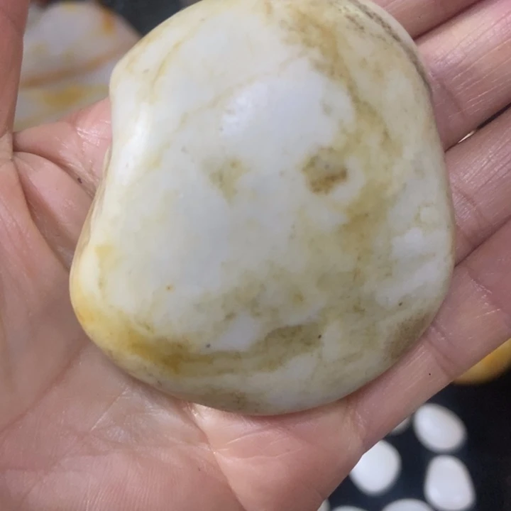 崖***哥和田玉（糖玉）未镶嵌挂件