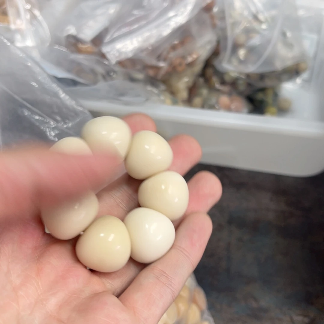 吊坠白玉菩提?****z21/一串微瑕