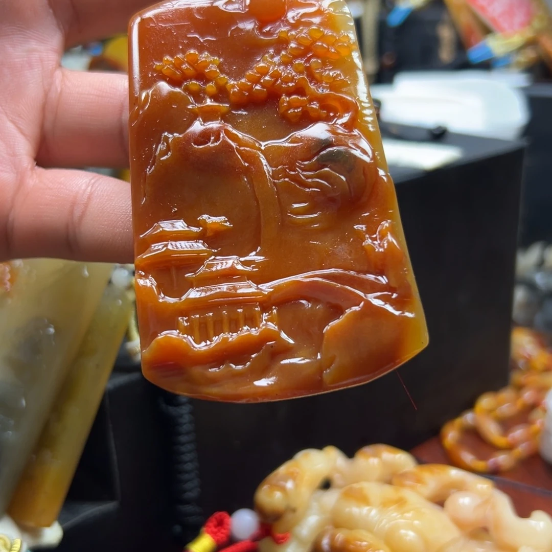 石英质玉（黄龙玉）未镶嵌黄龙玉