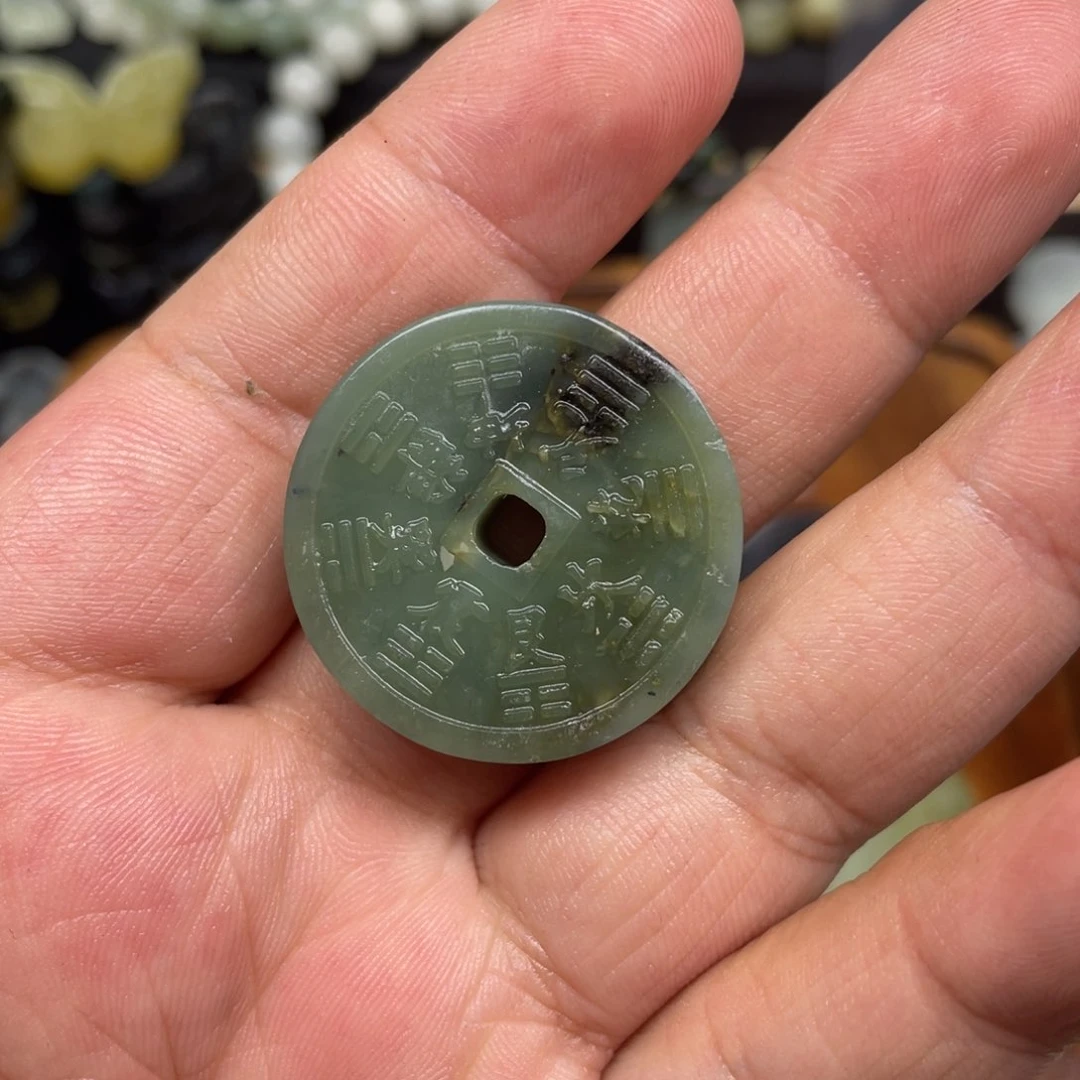 蛇纹石玉未镶嵌项链拾****）