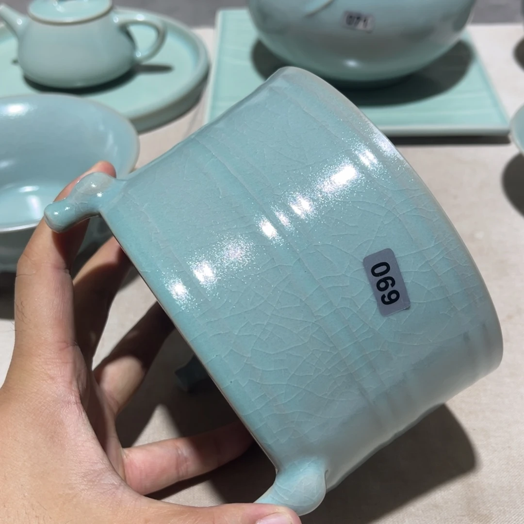 【闪购商品】微瑕三足