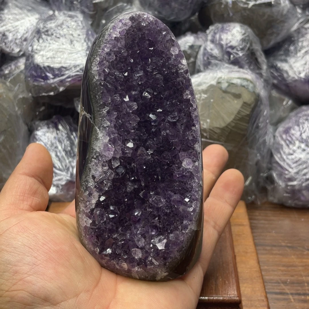 水晶未镶嵌大型摆件（非配饰）