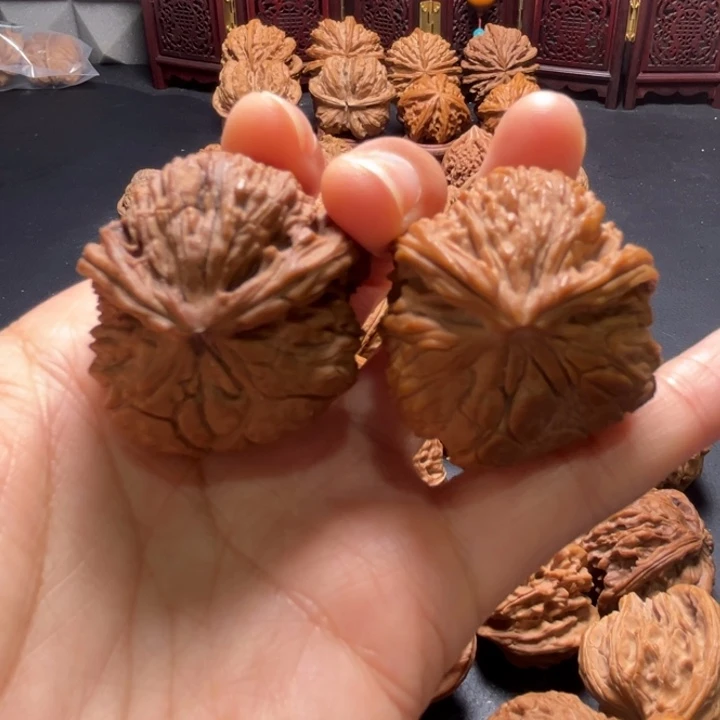 全品南疆石小蛇头34尺寸核桃