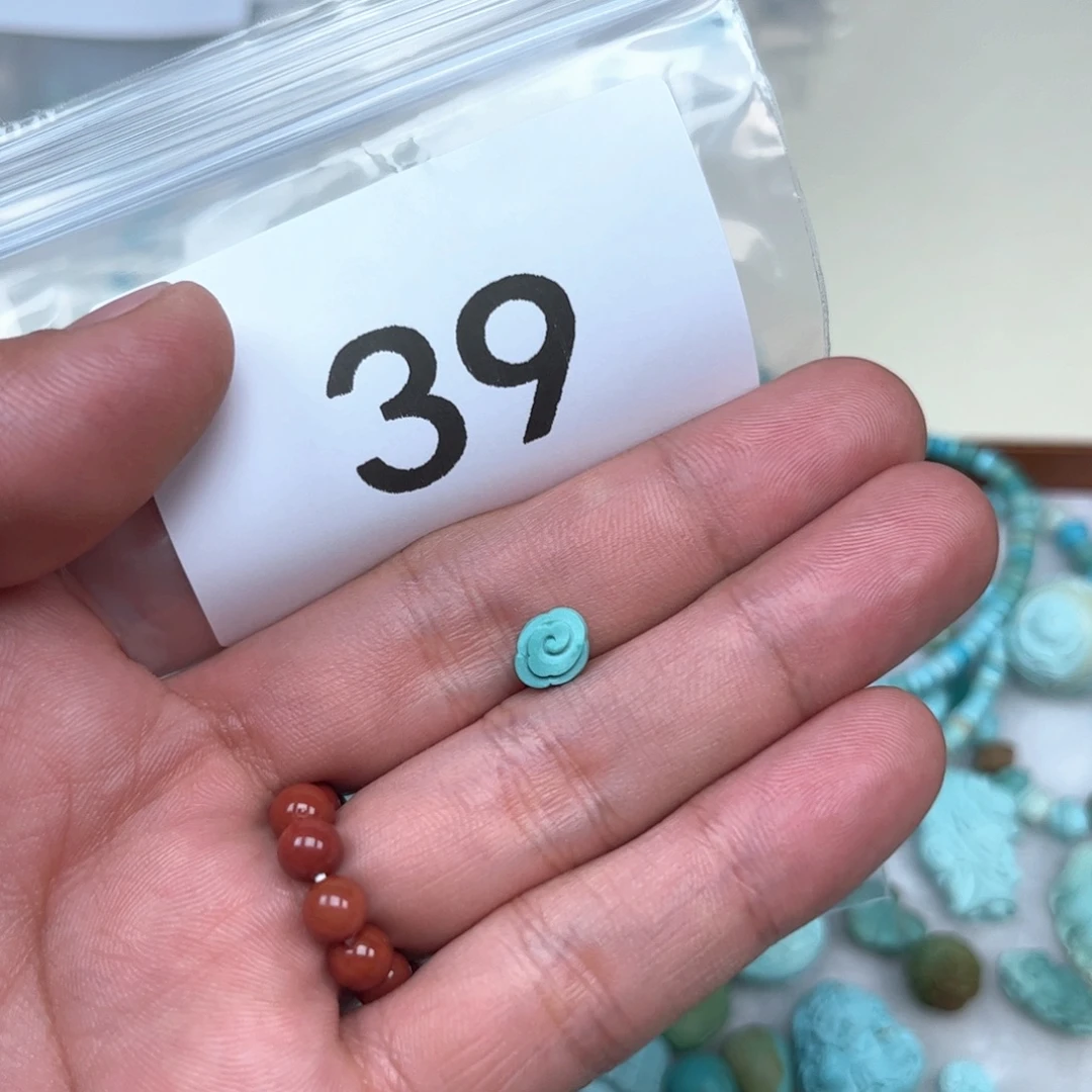 南红玛瑙未镶嵌珠宝奇石