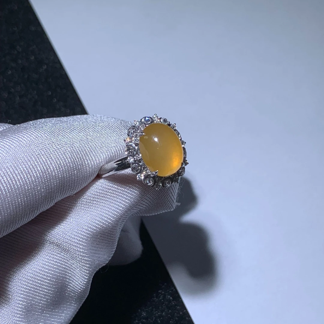 ZY-0617-2-06  天然缅甸翡翠A货 18K金蛋面戒指