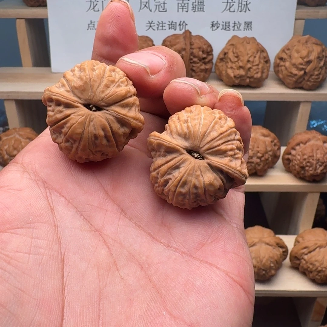 ㊤***㊎文玩核桃吊坠乾隆磨