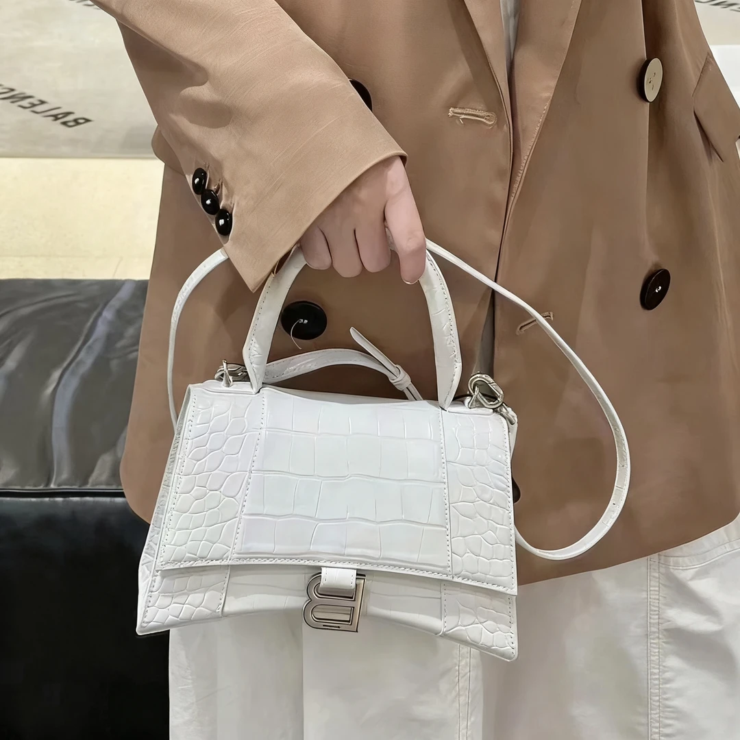 99新 Balenciaga/巴黎世家 S白色鄂压沙漏斜挎包/1838
