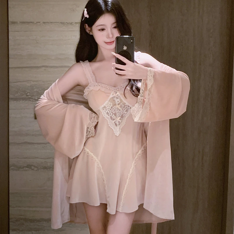 彭裳裳【浪漫马黛】纯欲宽松宫廷风女士性感网红蕾丝丝绒秋冬睡衣