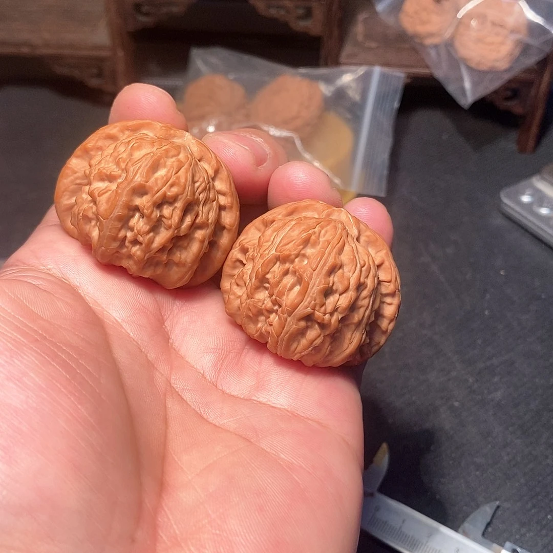 吊坠文玩核桃42尺，全品白狮子