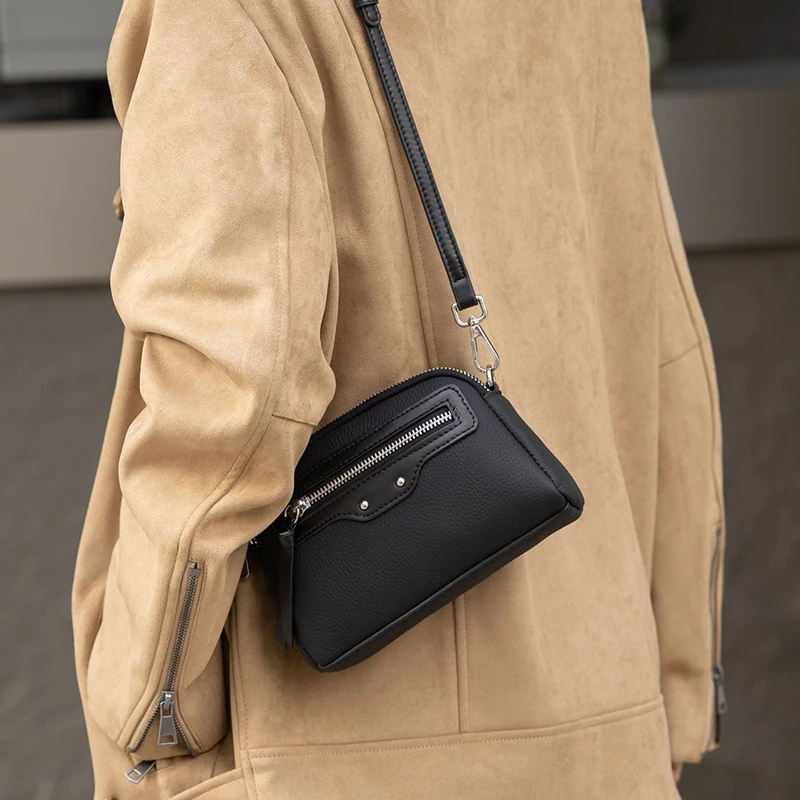 2025夏季新款女士小包包休闲百搭手机包时尚精致真皮斜挎单肩包潮