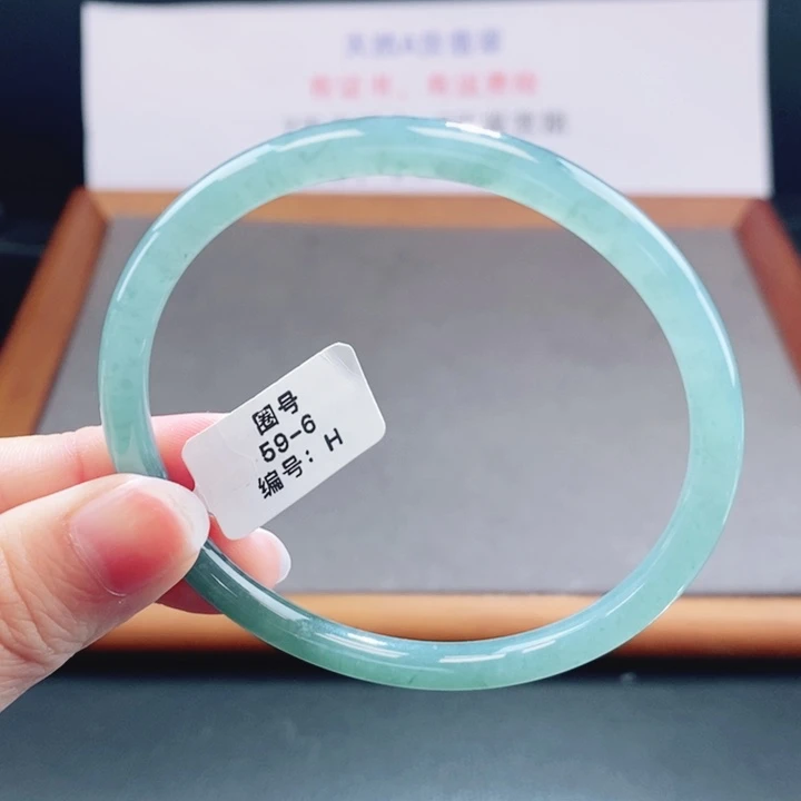 翡翠未镶嵌手镯翡翠手镯30