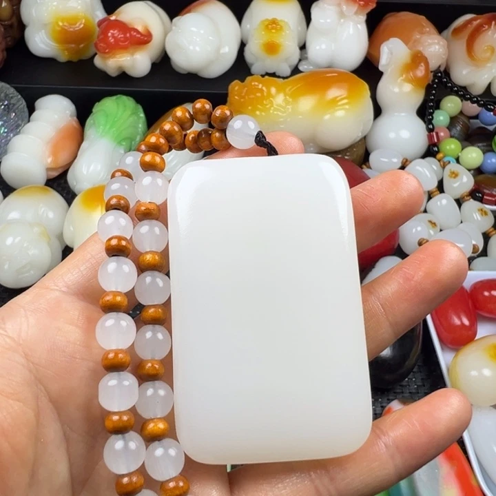 新疆戈壁五彩石金丝