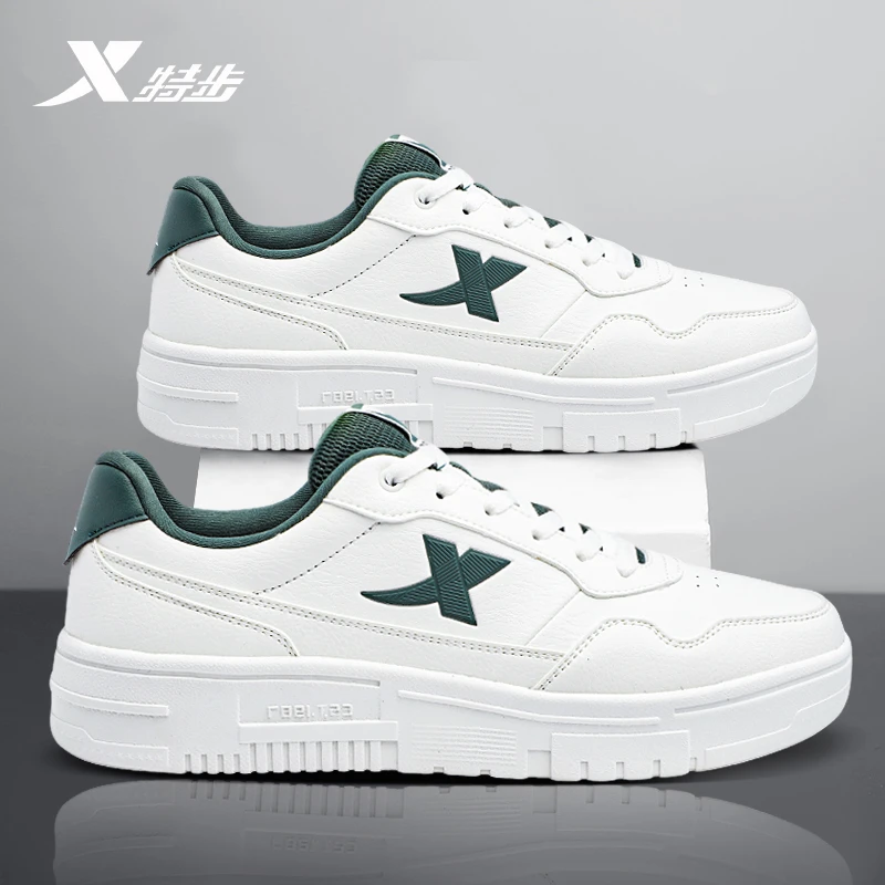 特步男鞋板鞋官方正品秋冬白色小白鞋低帮透气滑板鞋休闲运动鞋子