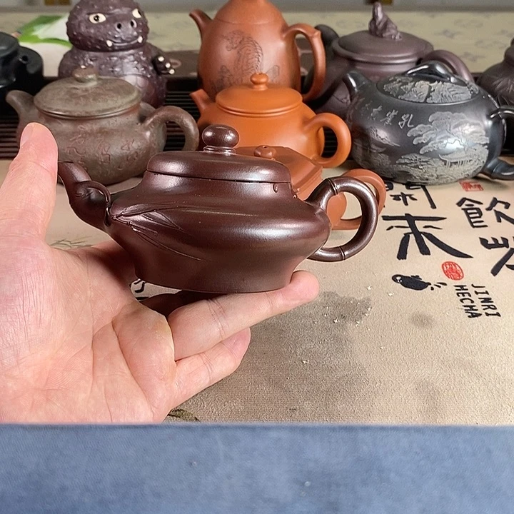 茶壶紫砂紫砂的微瑕