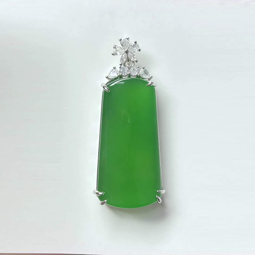 只买单纯的吊坠，没带链子，属的性质。吊坠 无事牌吊坠A28