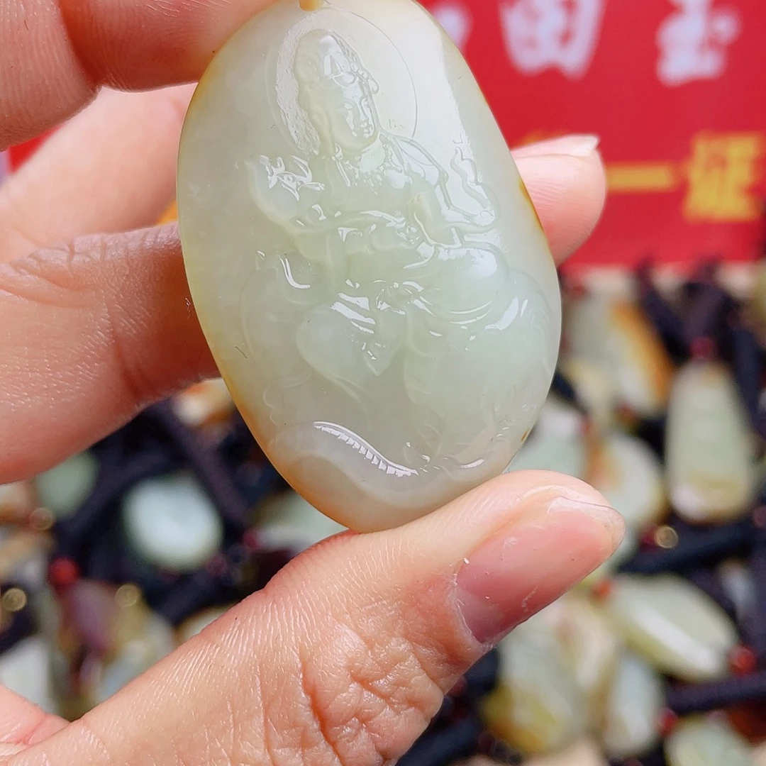 和田玉颈饰未镶嵌