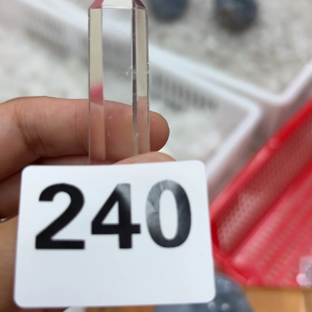 未镶嵌水晶大型摆件（非配饰）