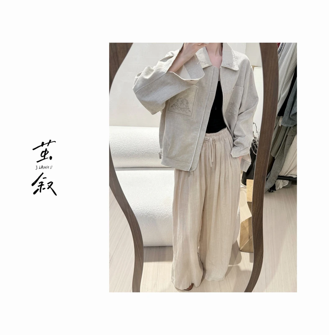 JIAN.XU秋季宽松型刺绣翻领百搭短款外套 衣长60胸围116
