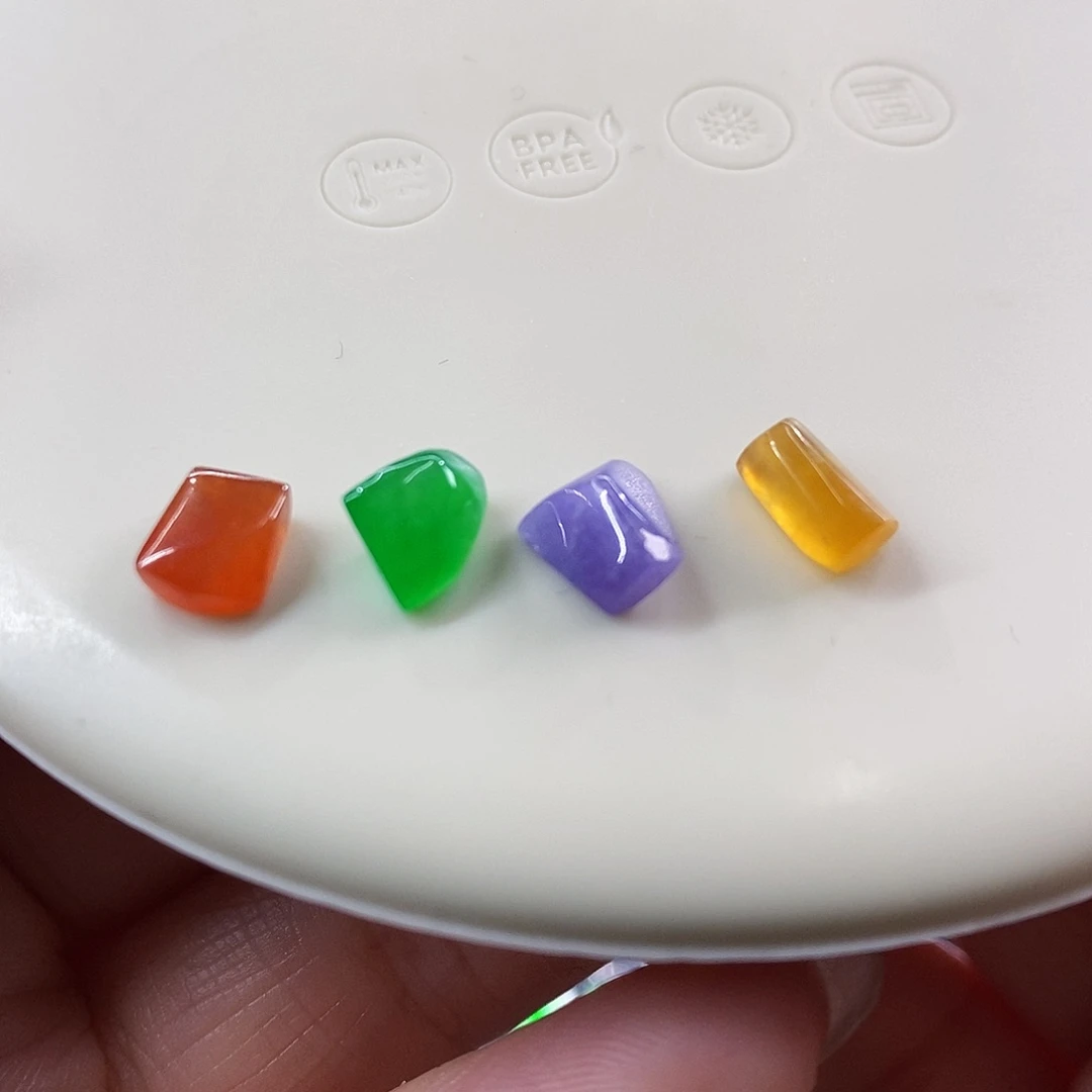 散珠翡翠一手随形