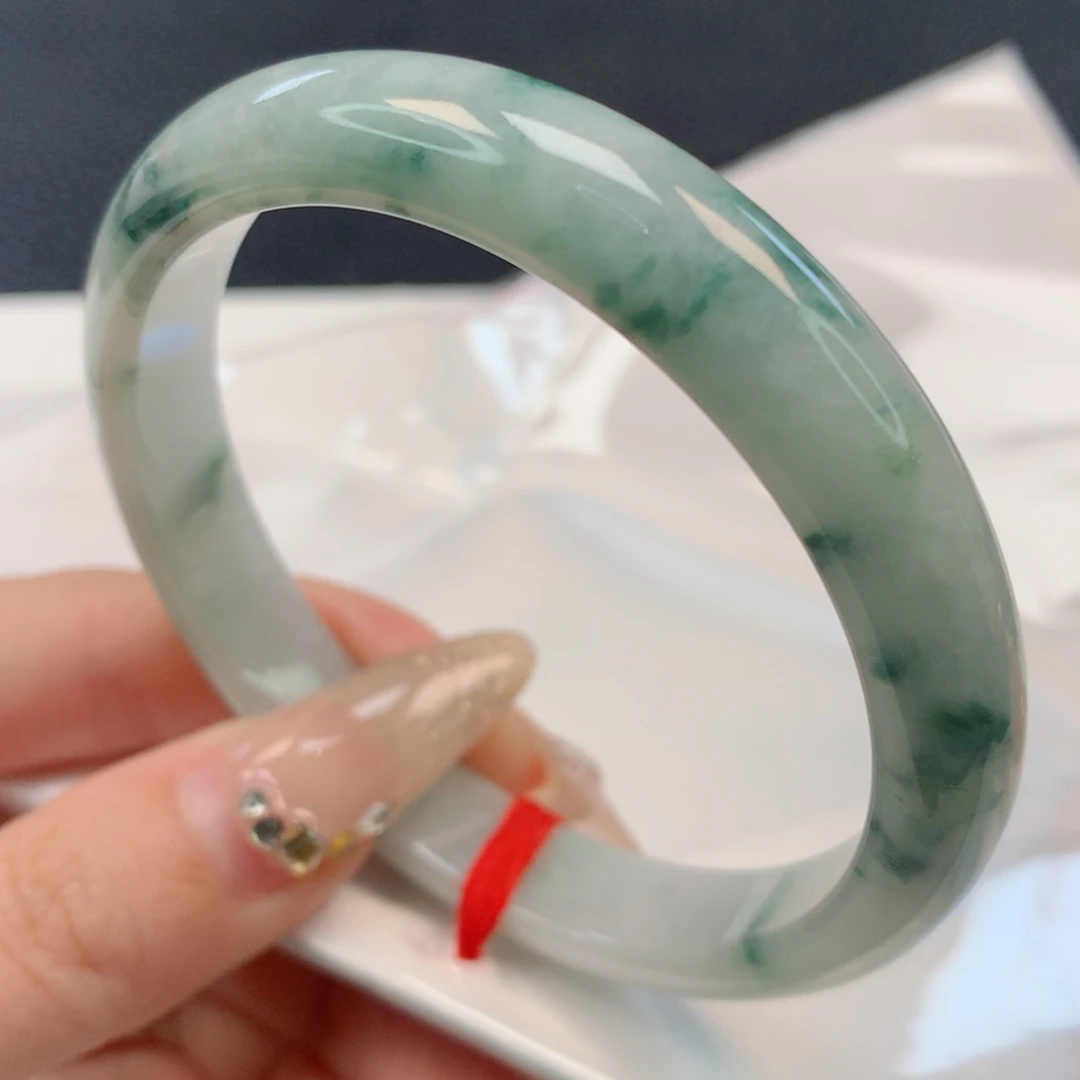 【闪购商品】翡翠手镯未镶嵌58圈