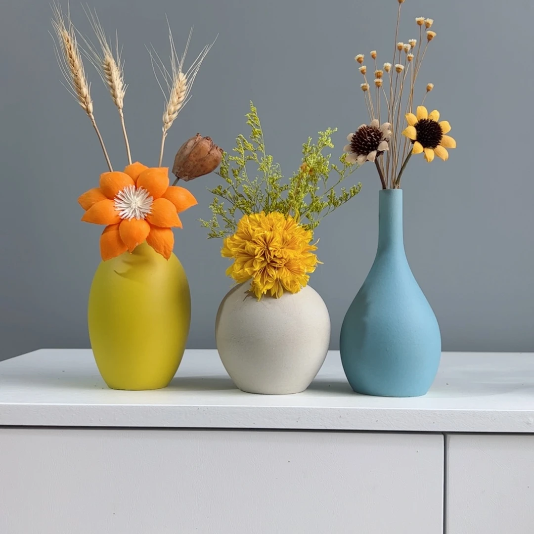 摆件陶瓷小花瓶摆件含花总高约20-30cm