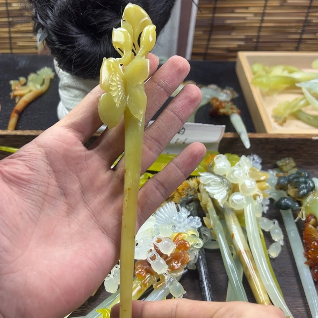 蛇纹石玉发簪未镶嵌