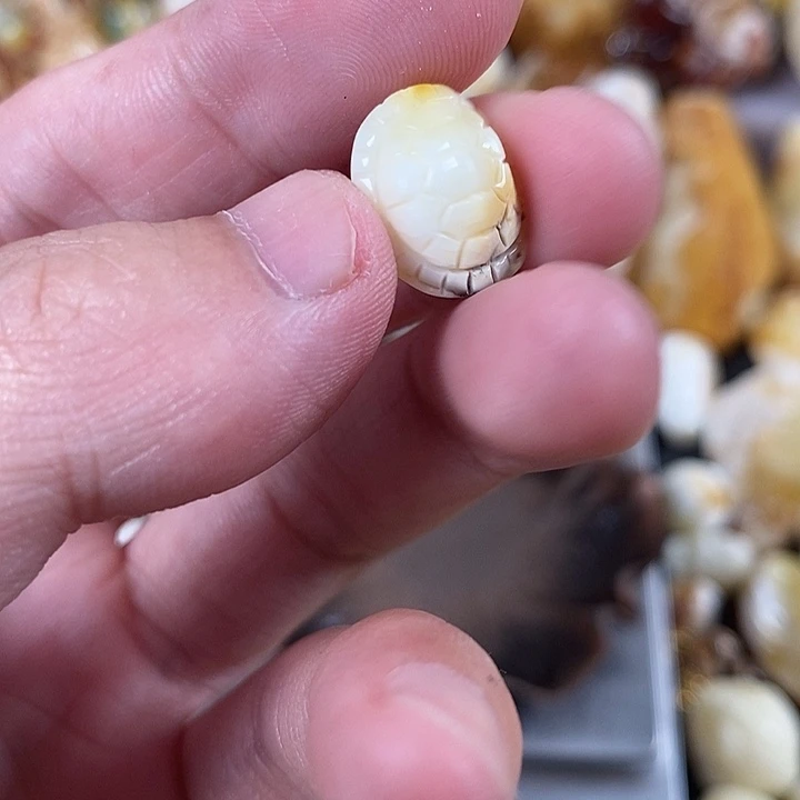 琥珀未镶嵌裸石我