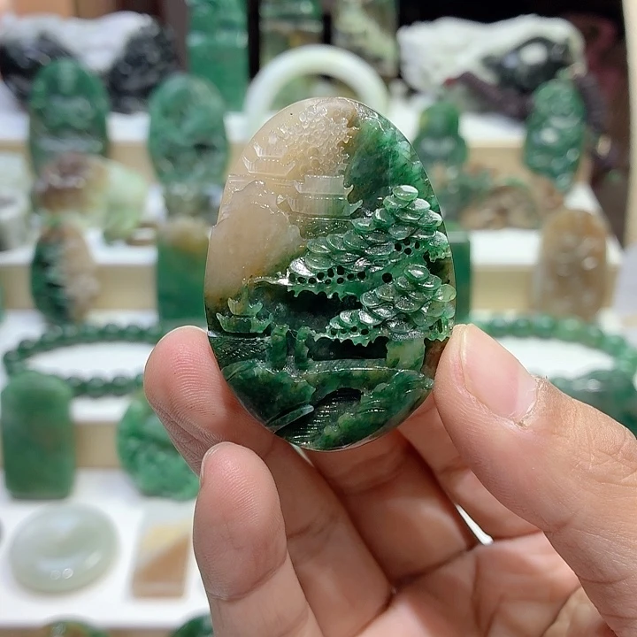 独山玉未镶嵌颈饰