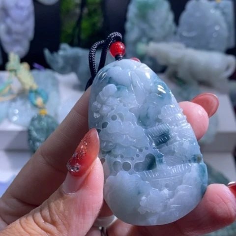 【闪购商品】颈饰未镶嵌翡翠山水