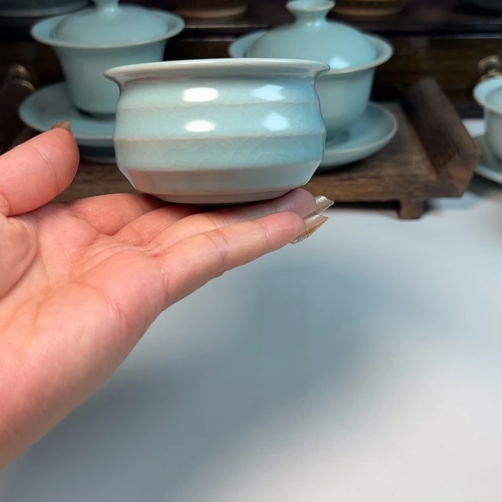 瓷片微瑕哈哈哈哈哈哈哈哈