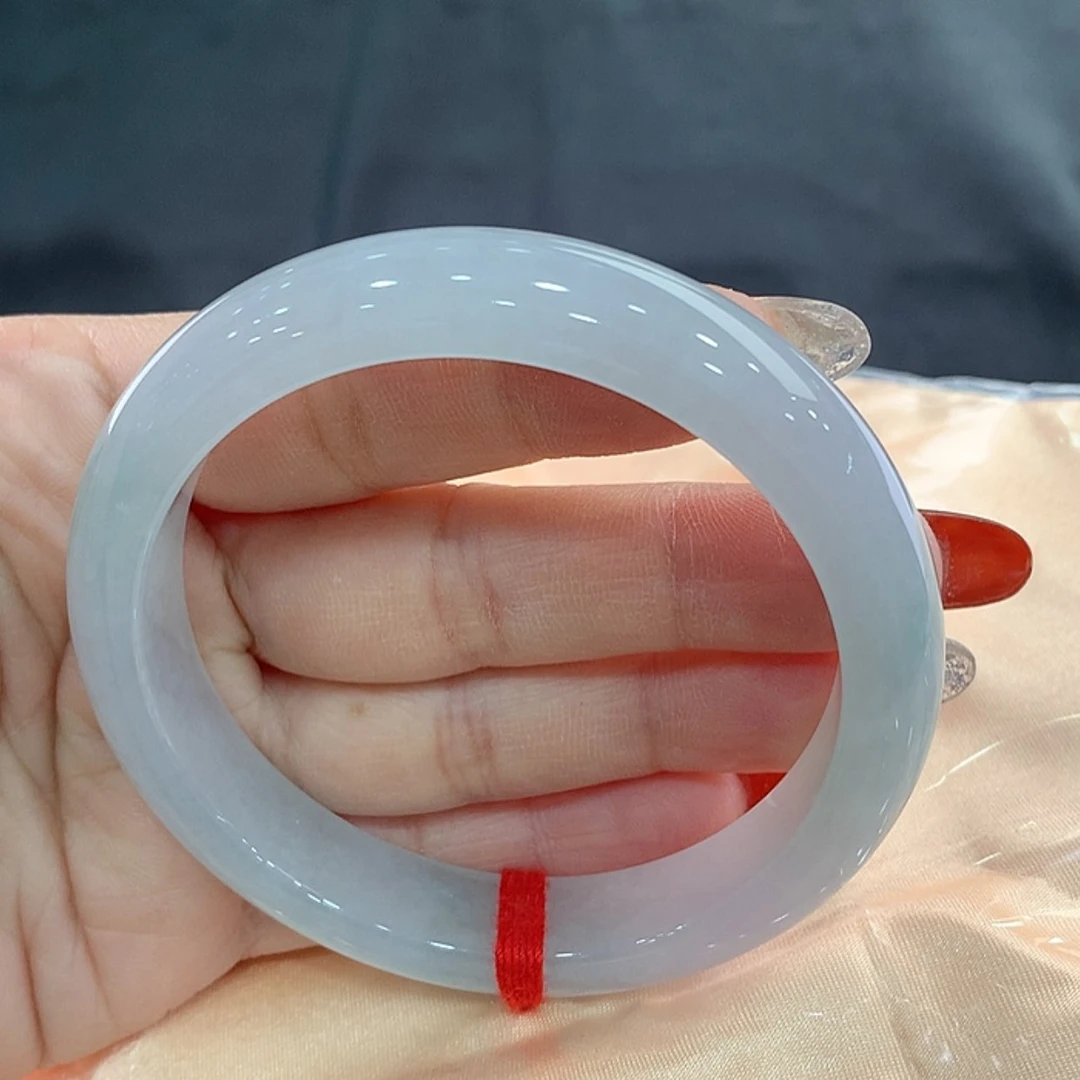 【闪购商品】翡翠手镯未镶嵌62，61/62