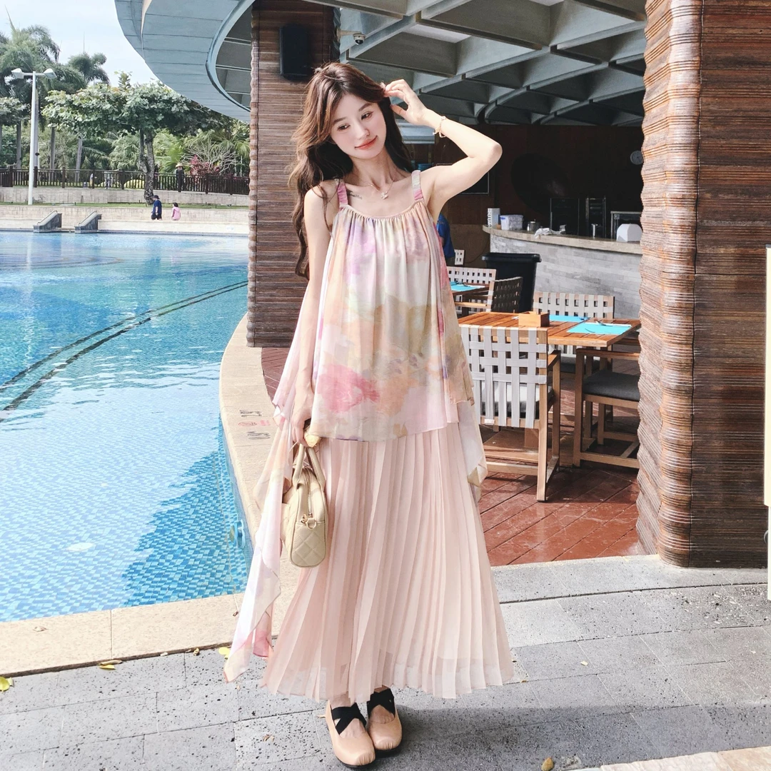 法式氛围感油画吊带连衣裙女夏新款气质海边度假风假两件网纱长裙