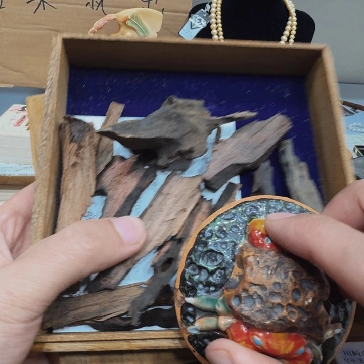 琉璃手工艺品倒闭清货，运费就出